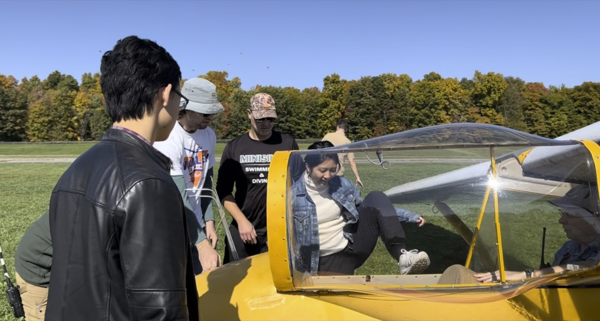 Glider-related aviation activity with members present